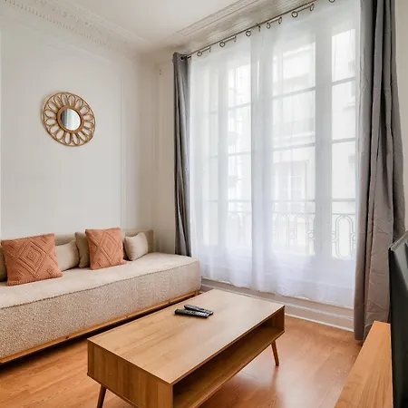 Lovely 2br Flat Near Gare De Pereire Levallois *